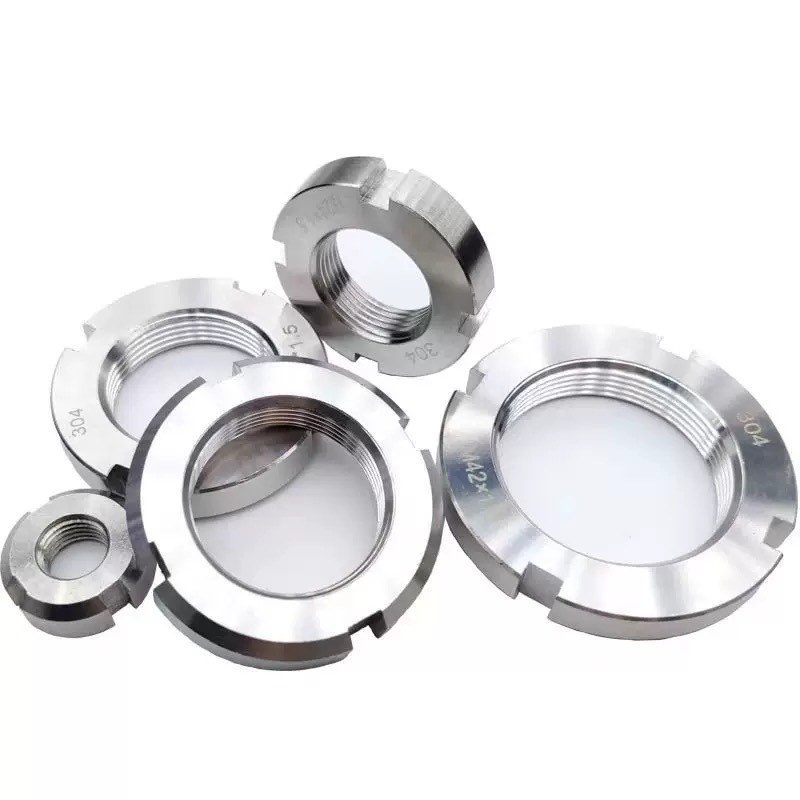 Дәйекті түрде гайканы бекітіңіз