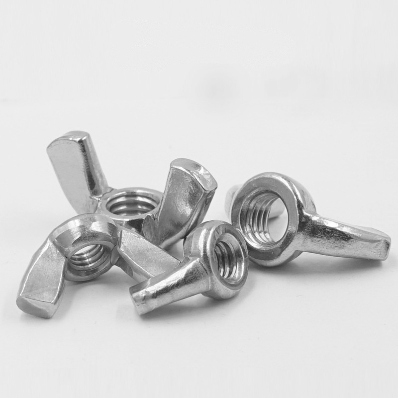 Дөңгеленген қанаттары бар қанатты гайка